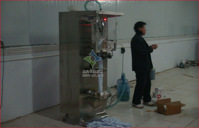 液體自動包裝機