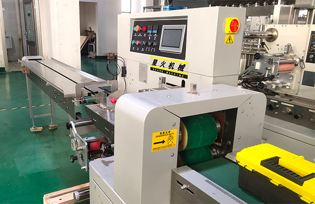 食品枕式包裝機設備展示