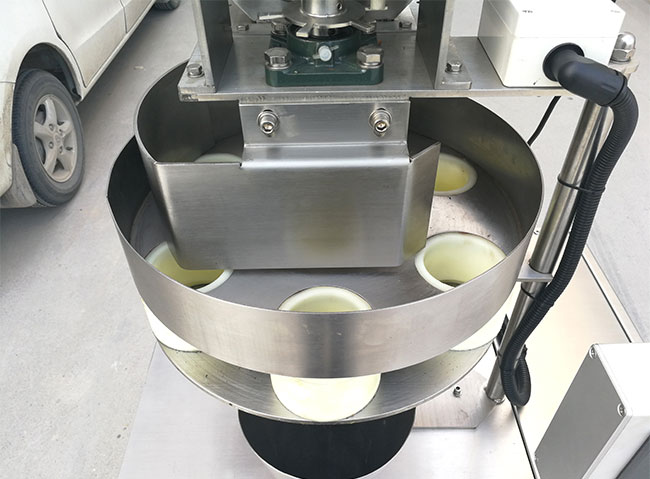 螺絲自動包裝機設備細節